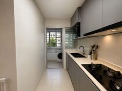 Blk 293D Skypeak @ Bukit Batok (Bukit Batok), HDB 4 Rooms #579654811